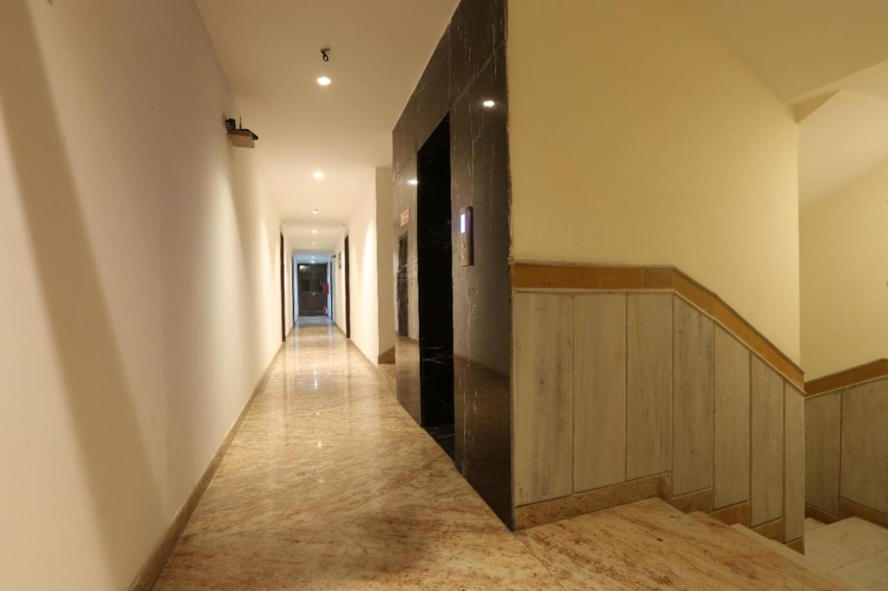 Hotel Lohias Delhi Airport ニューデリー エクステリア 写真
