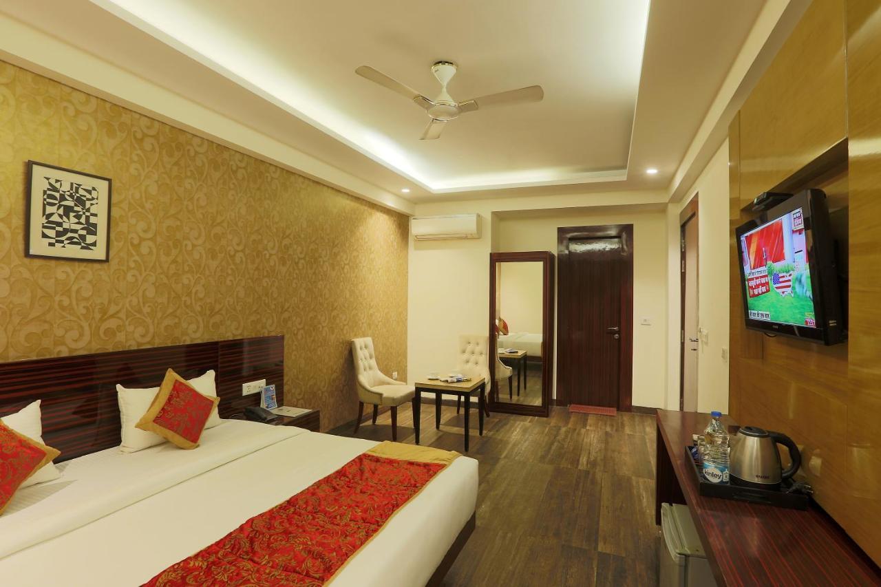 Hotel Lohias Delhi Airport ニューデリー エクステリア 写真