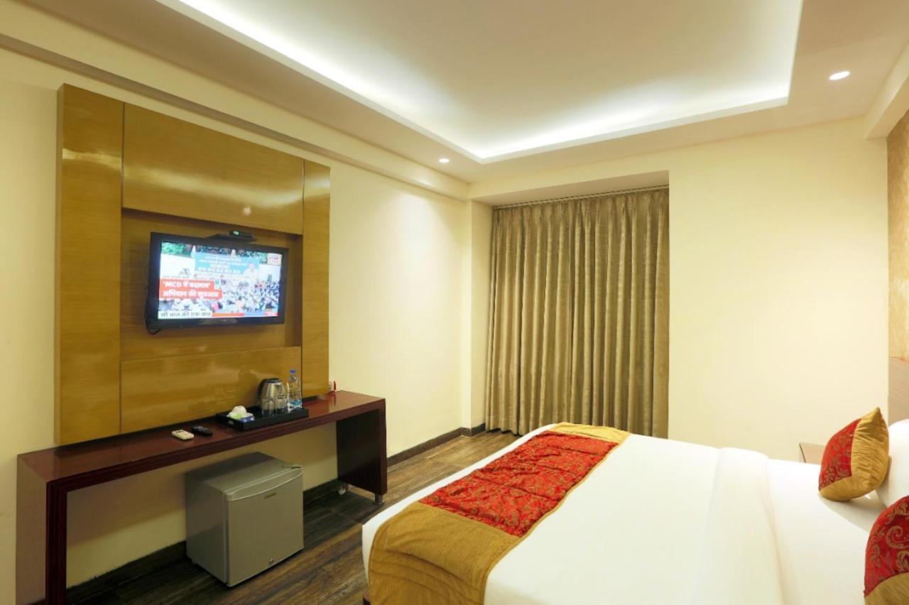 Hotel Lohias Delhi Airport ニューデリー エクステリア 写真
